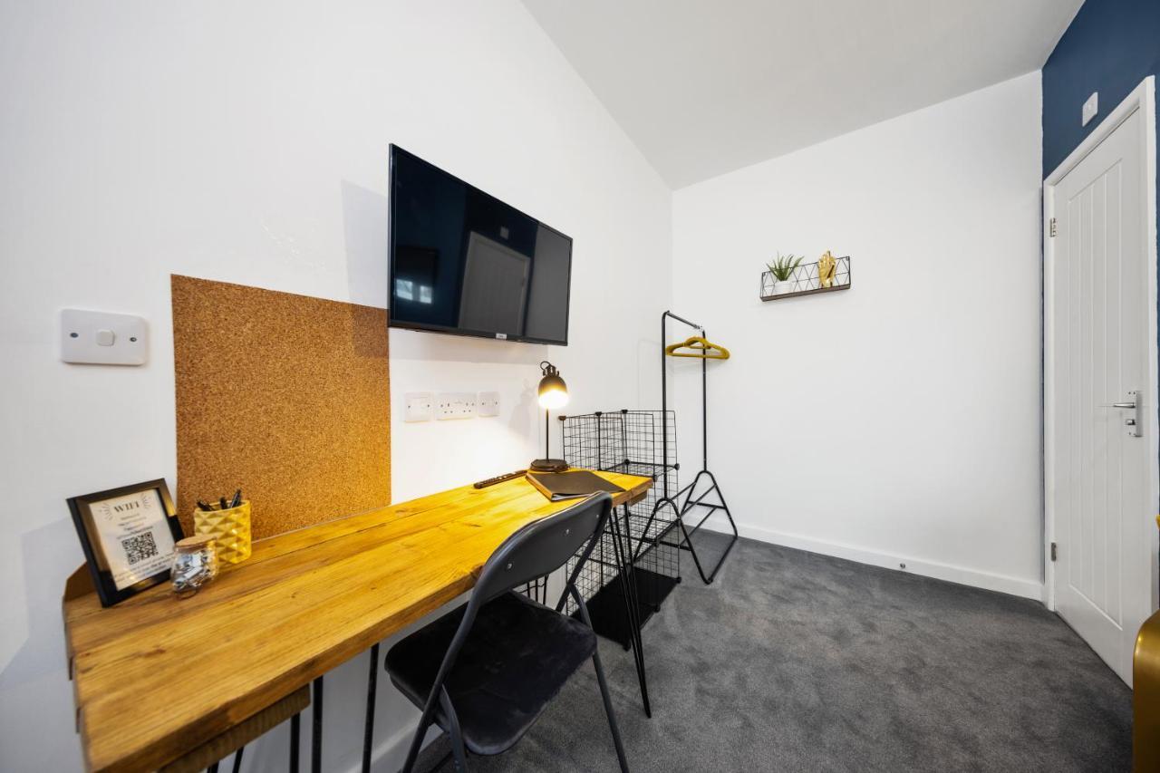 7 Bedroom House Ensuite Rooms, Fully Equipped Kitchen, Free Wifi, Tvs In All Rooms City Centre Close To A46 Inspire Homes Coventry Exterior foto